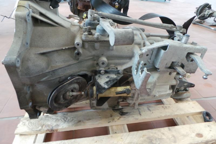 Iveco Daily 50C15 BJ2007 Schaltgetriebe Getriebe 6-Gang F1CE0481FA ZF6S-400